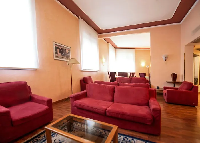 Готель Estense