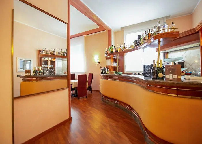 Estense Готель 3*