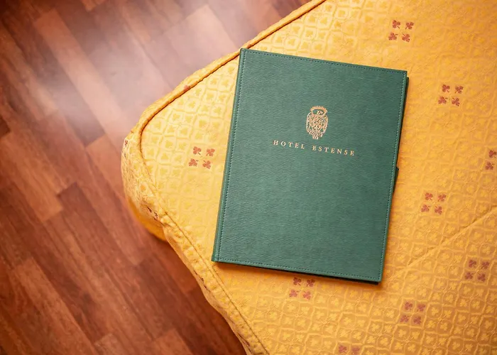 Estense 3* Модена