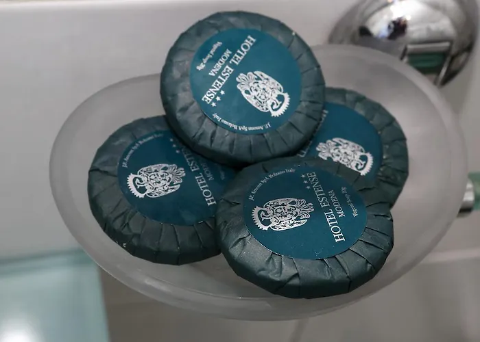 Готель Estense