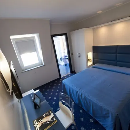 Estense Отель 3*