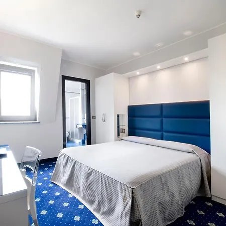Hotel Estense 3*