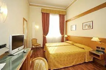 Otel Estense 3*